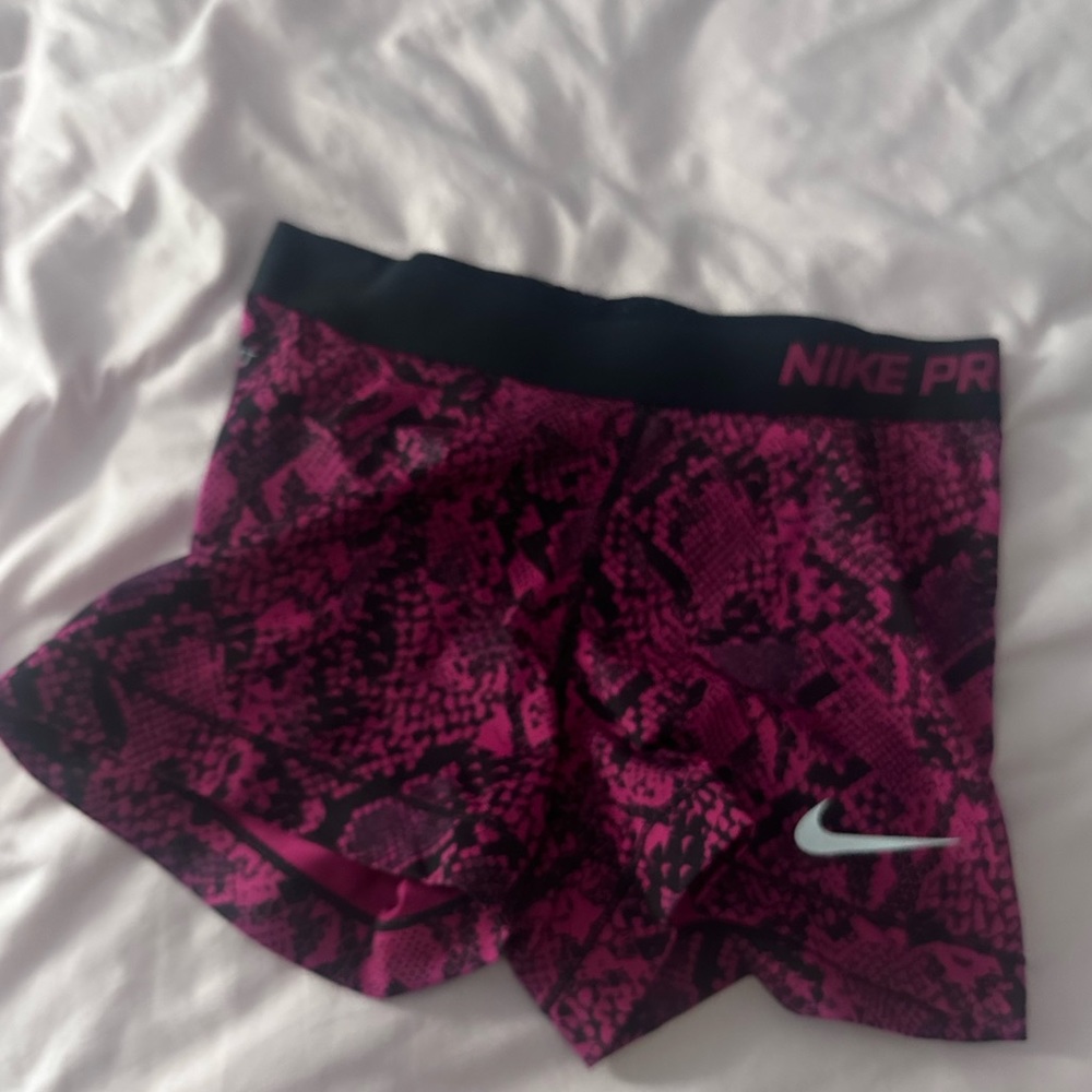 NIKE: nike pro shorts